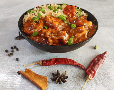 Chicken Manchurian With Fried Rice Noodles