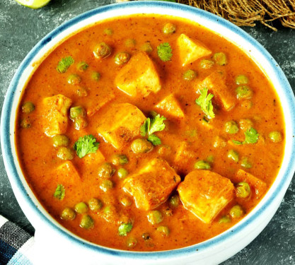 Matarr Paneer