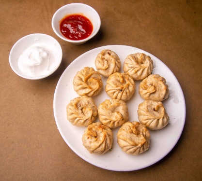 Creamy Masala Momos [8 Pcs] [Veg]