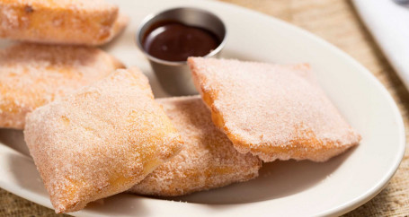 Five Sopapillas