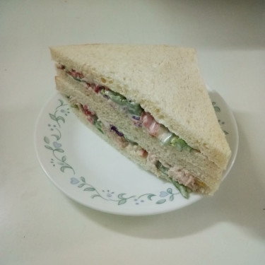 Chicken Mayo Sandwich 1 Pc