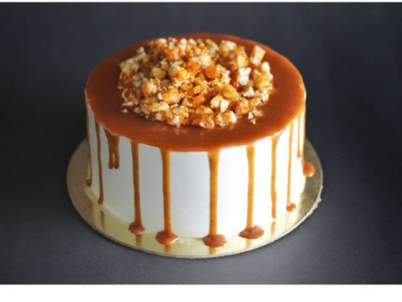 Almond Praline Crunch Cake