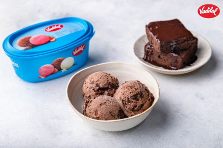 Chocolate Gooey Brownie Ice Cream (500Ml)