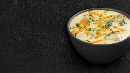 Hvid Cheddar Broccolisuppe