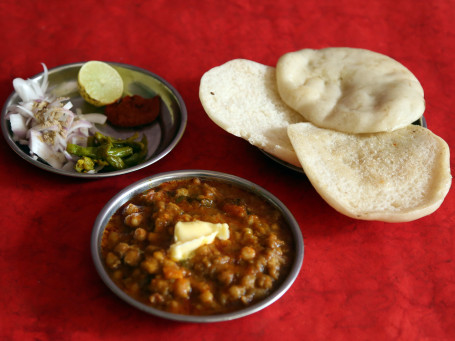 Chole Kulcha (3 Pcs Kulcha)