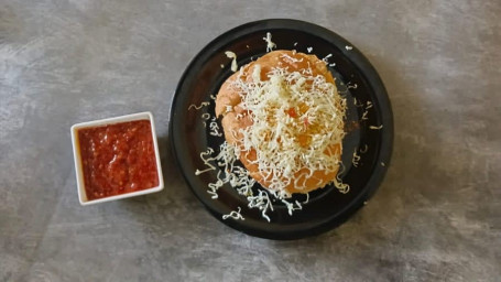 Cheese Schezwan Maska Bun