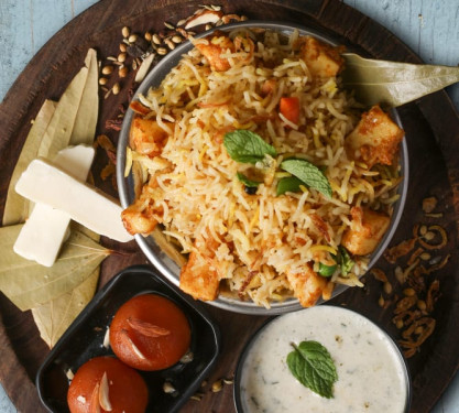 Paneer Awadhi Biryani By Kilo (Serves 3 6)