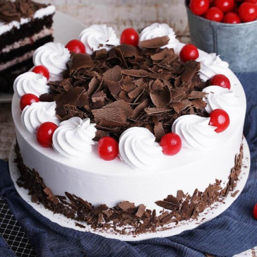 Blackforest Cake 600 Gms