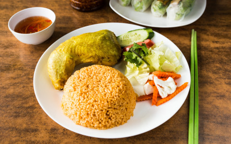 Crispy Chicken On Red Rice