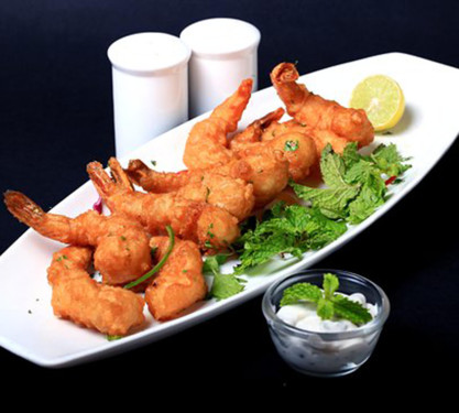 Golden Fried Prawn With Dip