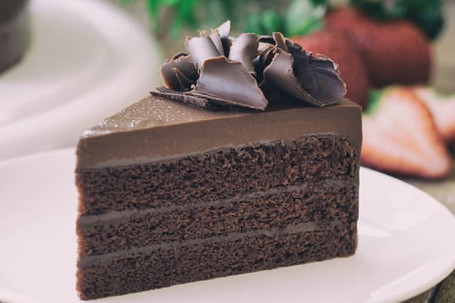 Chocolate Crunch Cake Pastry 1 Piece