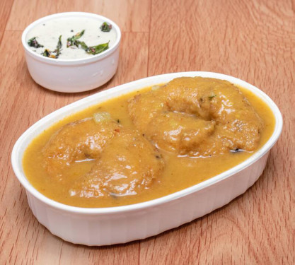 Sambar Vada (4 Pices)