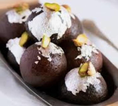 Kala Gulab Jamun (5 Per Pc)