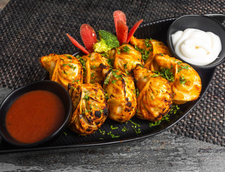 Chicken Tandoori Afghani Momos (8 Pcs)