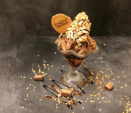 Snicker Licker Mania Sundae