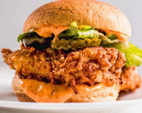 Crispy Chicken Burger Med Ost