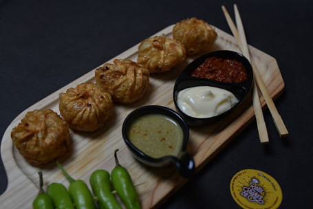 Fried Veg Momo [8 Pieces]