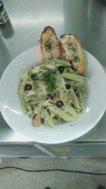 Penne Pesto Creamy Pasta