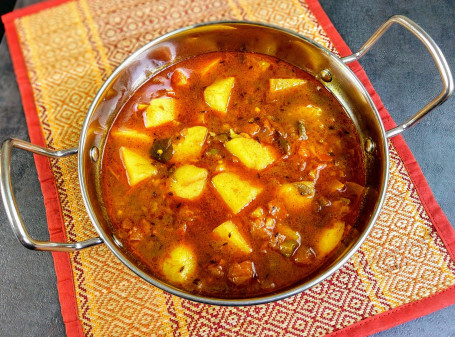 Aloo Pakoda Gravy