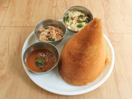 Plain Dosa (1 Pc) (Served With Allem Chutney With Sambar)