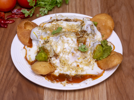 Dahi Gujhiya