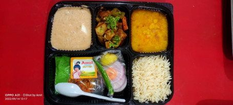 Annapurna Deluxe Thali