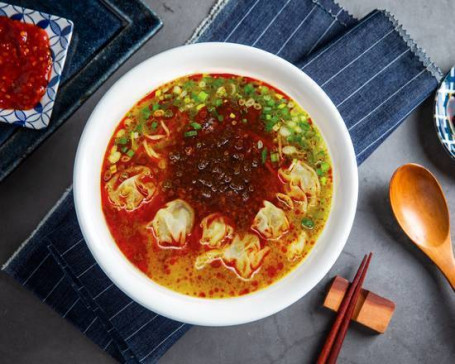 Shao Is Zhēn Zhū Hun Tāng Miàn Krydret Svinekød Wonton Suppe Nudler