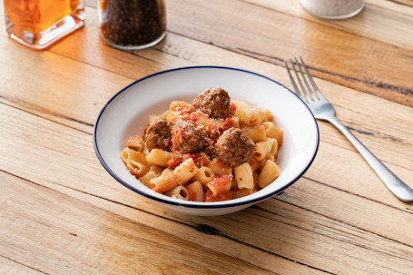 Frikadeller Til Børn Med Rigatoni