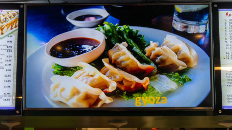 7.Gyoza (6)