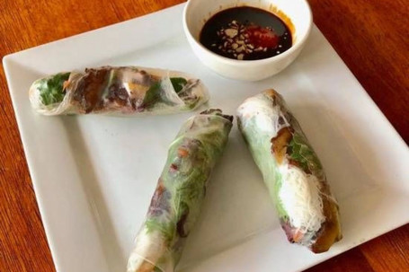 Peking Rice Paper Rolls