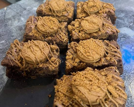 Lotus Biscoff Brownie