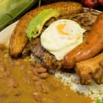 Bandeja Típica Colombiana