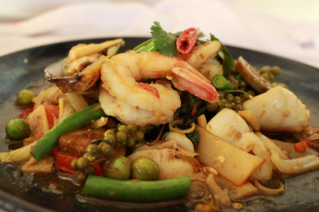 Spicy Pad Cha Seafood Rock Your Tongue (Gfo)