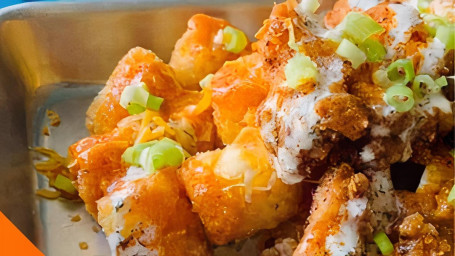 Buffalo Chicken Cheesy Tots