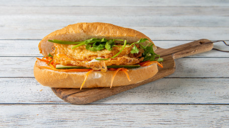 Sunny Omelette Baguette (V)