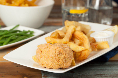 Homemade Fishcakes Chips