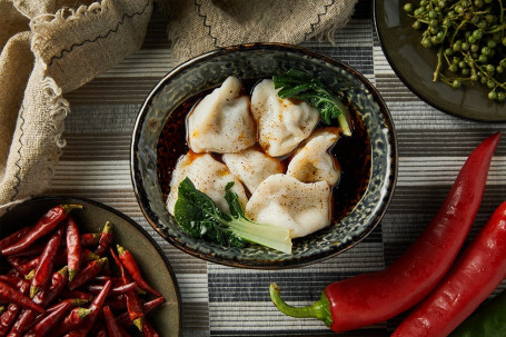 *Vegetable Dumplings In Chilli Sauce Là Sù Chāo Shǒu (6 Pieces)