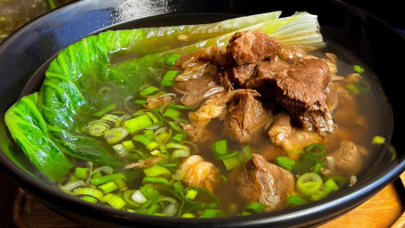 Beef-Stew Noodle Soup Mì Zhì Niú Ròu Tāng Miàn