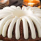 Chokolade Chokolade Chip 10" Bundt Kage