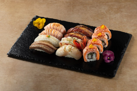 Jí Shàng Zhì Shāo Shòu Sī Shèng (12Jiàn Supreme Seared Sushi Platter (12 Pcs