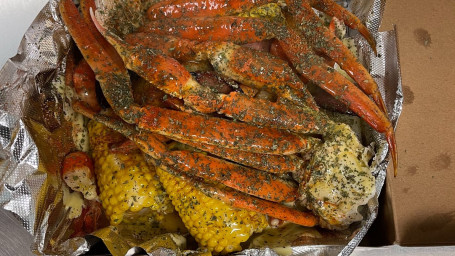 Low Country Combination Crab Legs And Shrimp