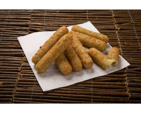 6 Breaded Mozzarella Sticks