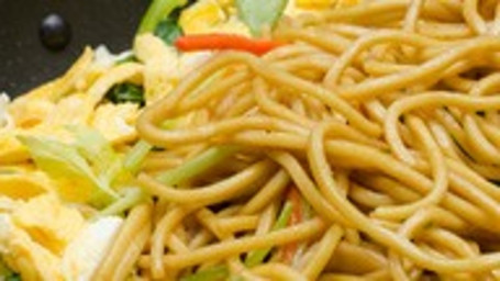 44. Vegetable Lo Mein/ Cài Lāo Miàn