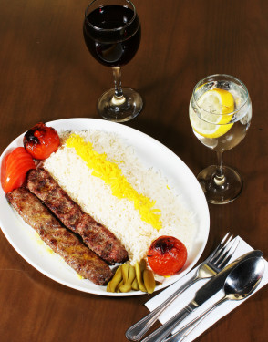 Cholo Koobide Kebab (2 Skewers With Saffron Rice)