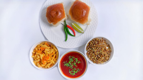 Jain Missal Pav (Vegan)