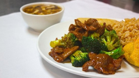 C11 Beef Broccoli