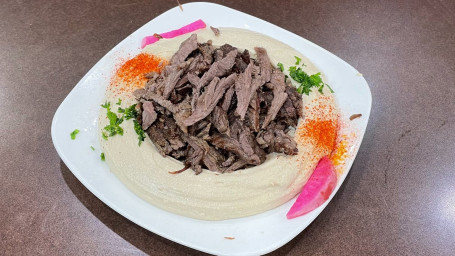 Hommous With Meat Or Chicken Shawarma