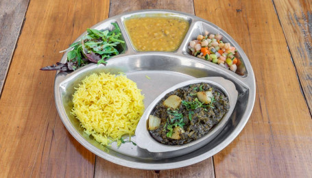 Palak Methi Paneer Thali