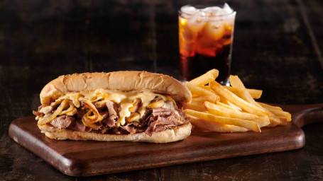 Philly Cheesesteak Med Pommes Frites