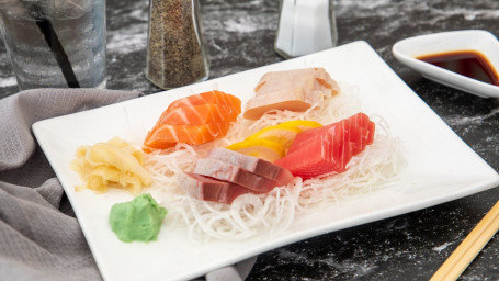 Sashimi Medium (12Pcs)